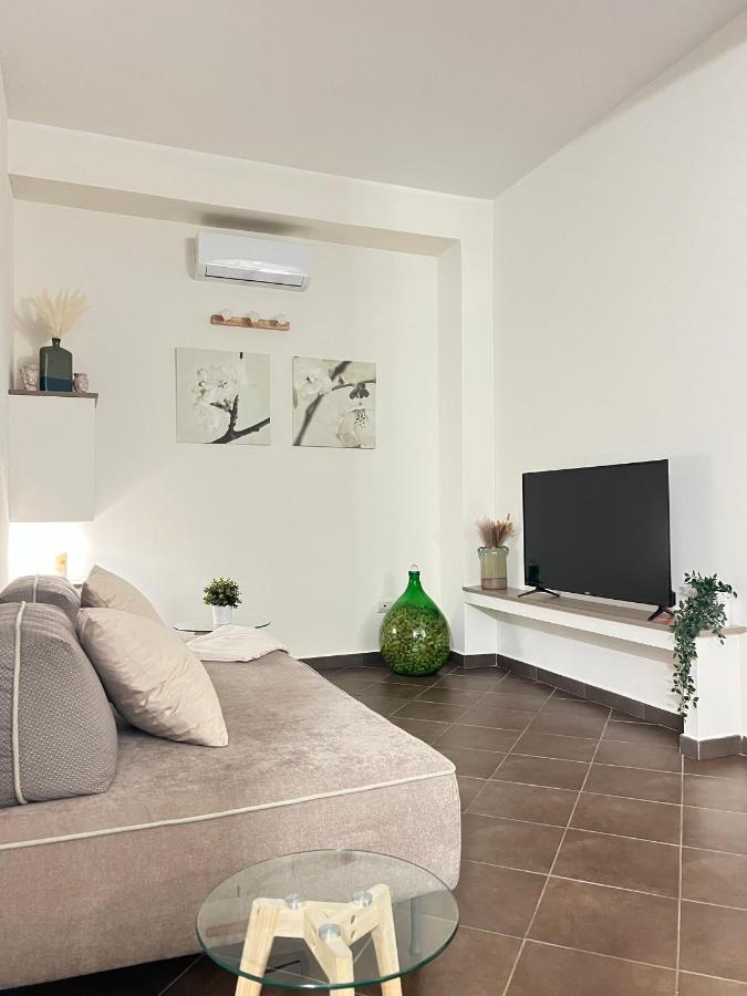 La Casa Di Apollo Villa Acireale Buitenkant foto