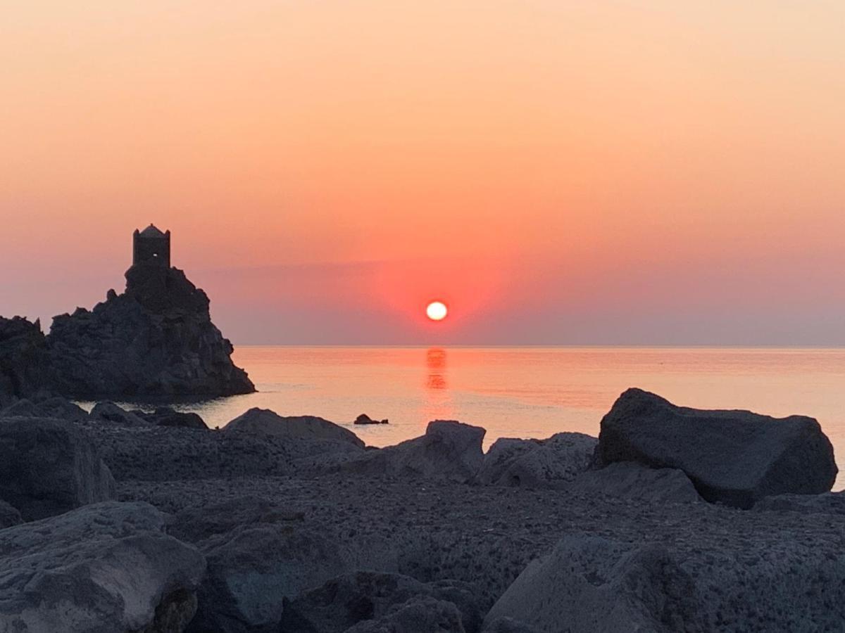 La Casa Di Apollo Villa Acireale Buitenkant foto